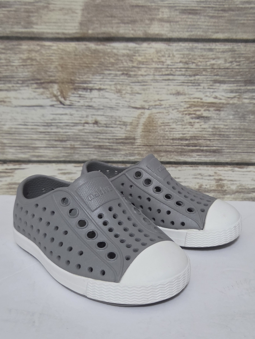 Native Jefferson Grey Boys Kids Slip On Sneakers Size 5 Baby Toddler Waterproof